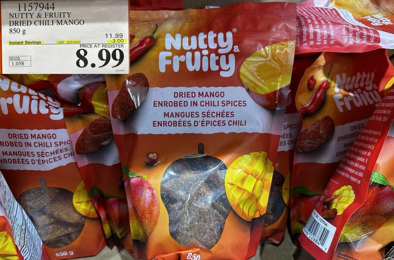 NUTTY & FRUITY DRIED CHILI MANGO 30 OZ at Costco