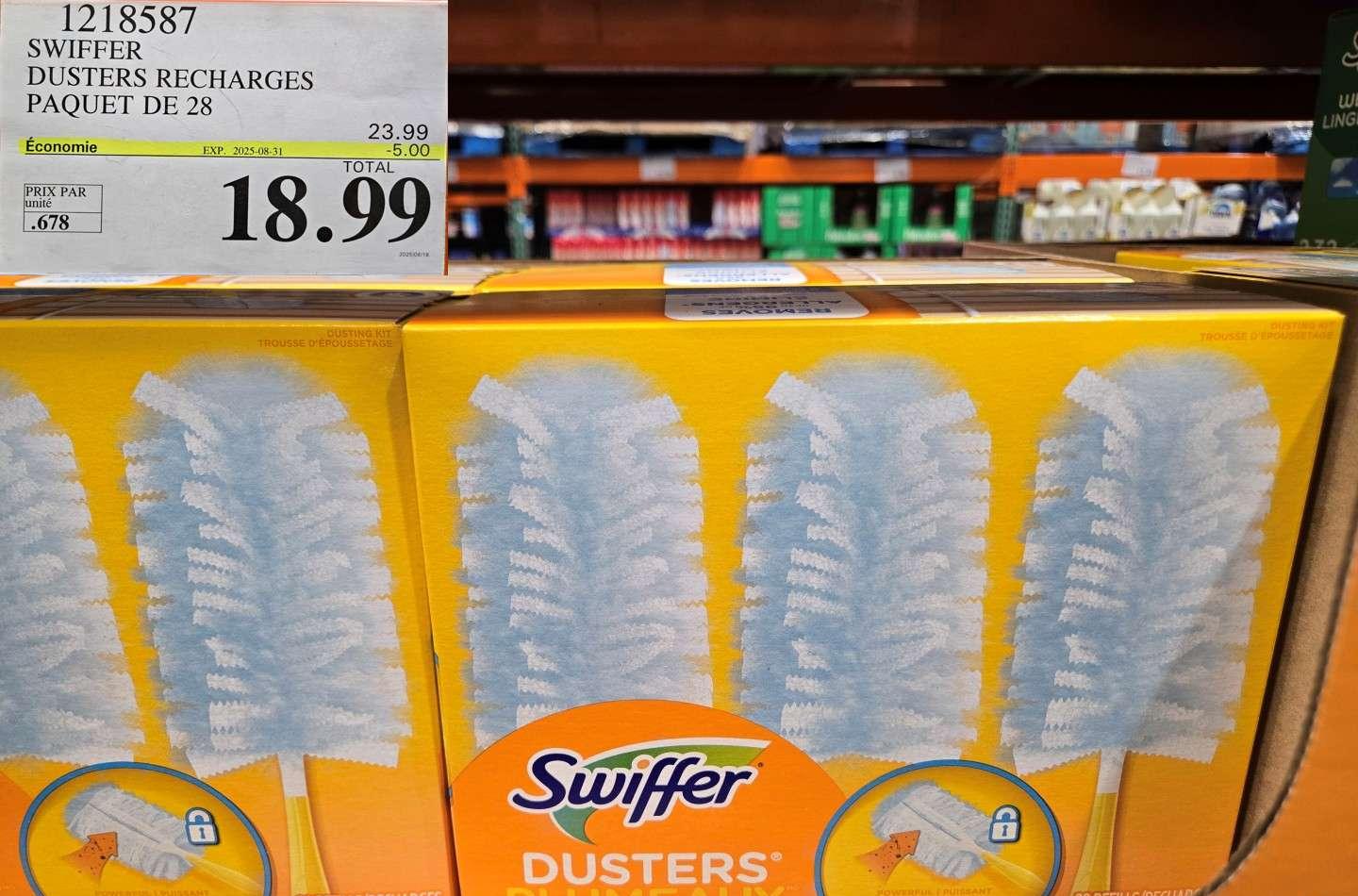 SWIFFER DUSTERS RECHARGES  - PAQUET DE 28 at Costco