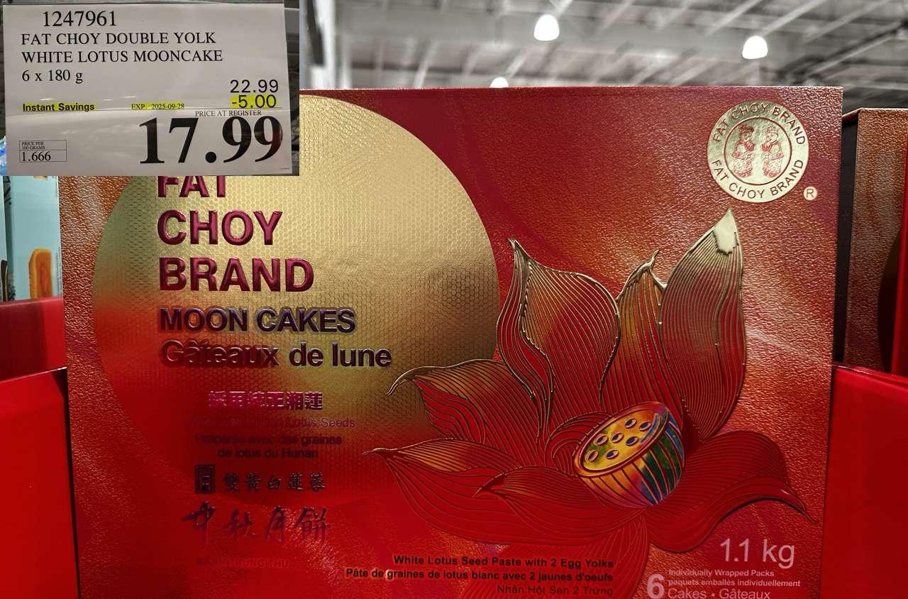 FAT CHOY DOUBLE YOLK WHITE LOTUS MOONCAKE 6 X 180G at Costco