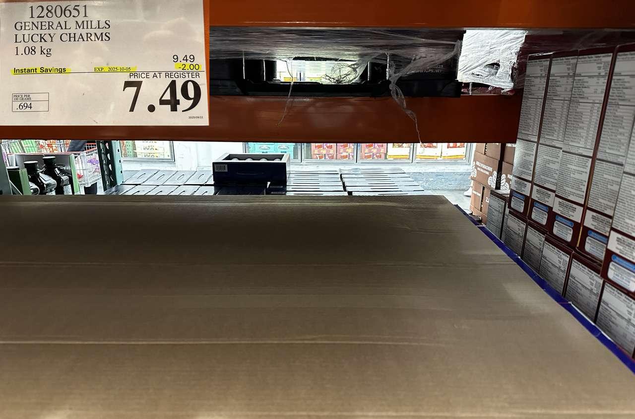 GENERAL MILLS LUCKY CHARMS 1.08KG at Costco
