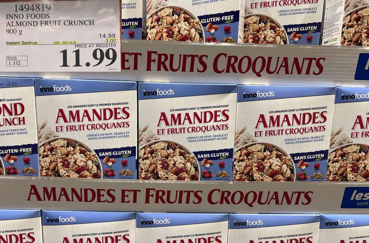 INNO FOODS ALMOND FRUIT CRUNCH  900 g - Costco Canada deal - Save $3.00 - Food & Beverage