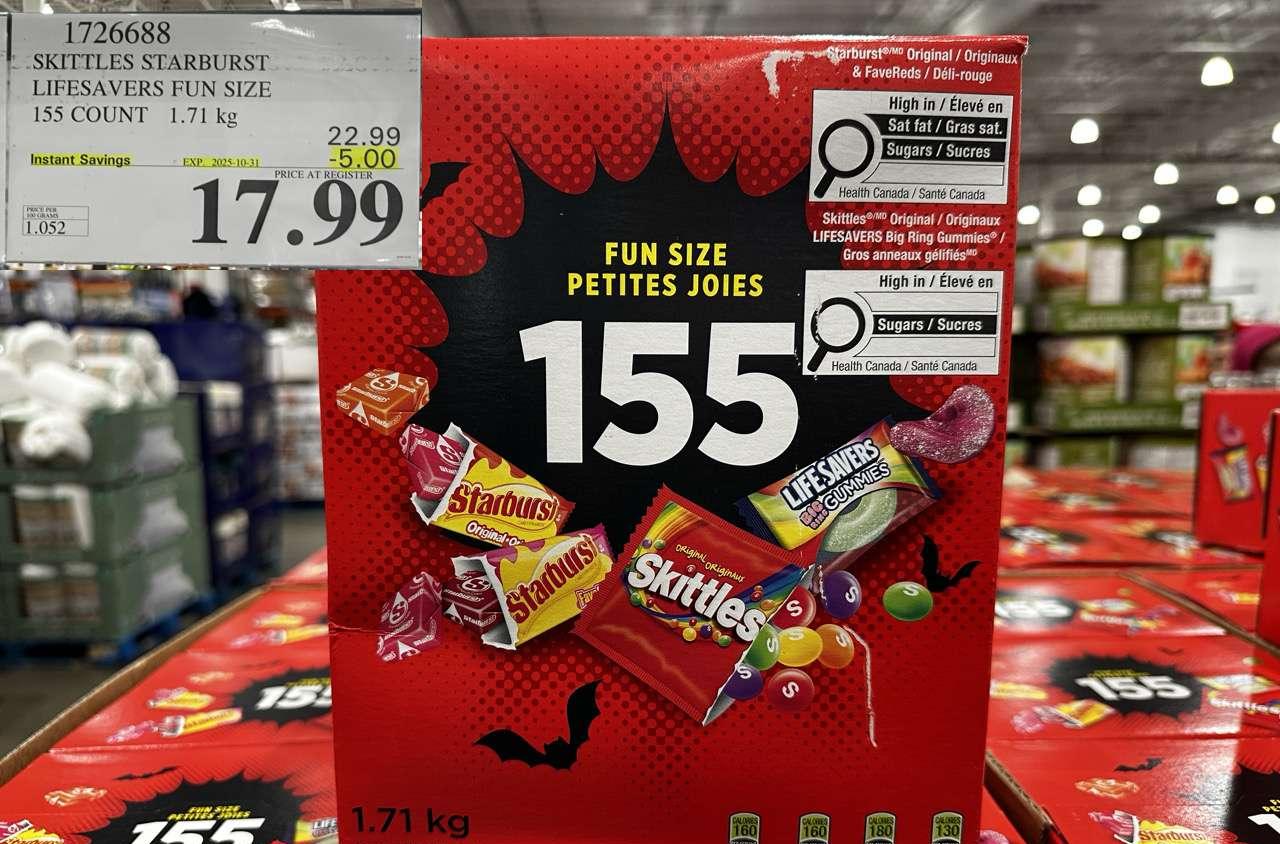 SKITTLES STARBURST LIFESAVERS FUN SIZE 155 COUNT 1.71KG at Costco