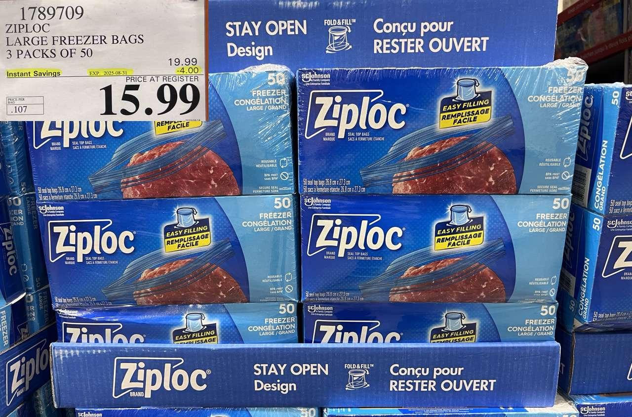 ZIPLOC LARGE FREEZER BAG 3 X 50 2025-01-9 at Costco