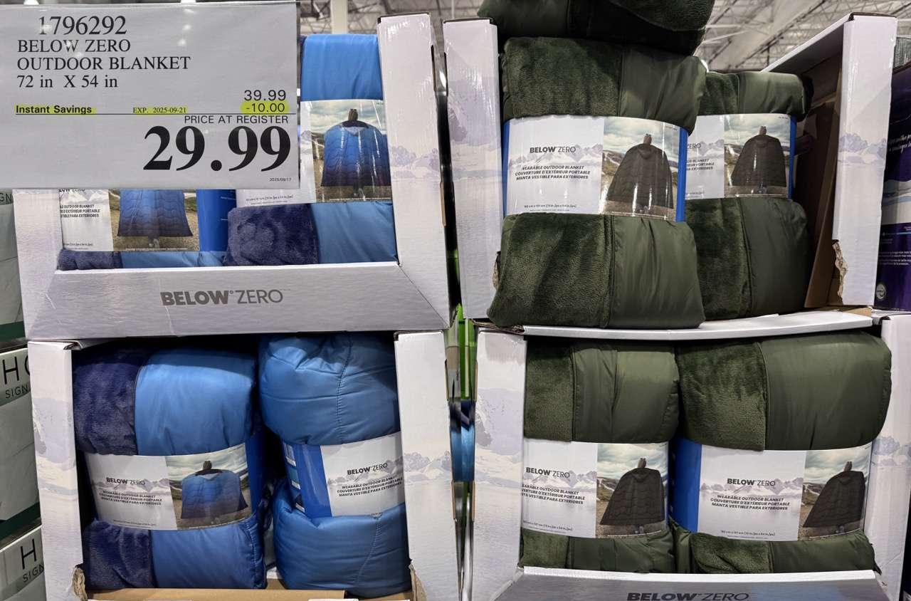 BELOW ZERO OUTDOOR BLANKET 72" X 54" at Costco