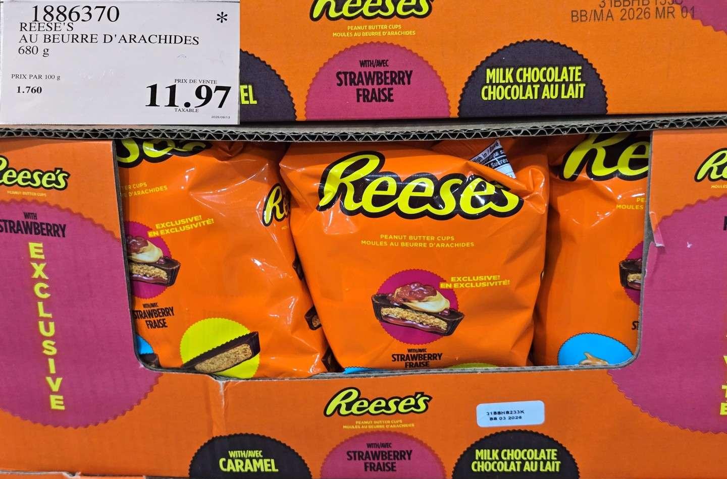 REESE'S AU BEURRE D'ARACHIDES at Costco