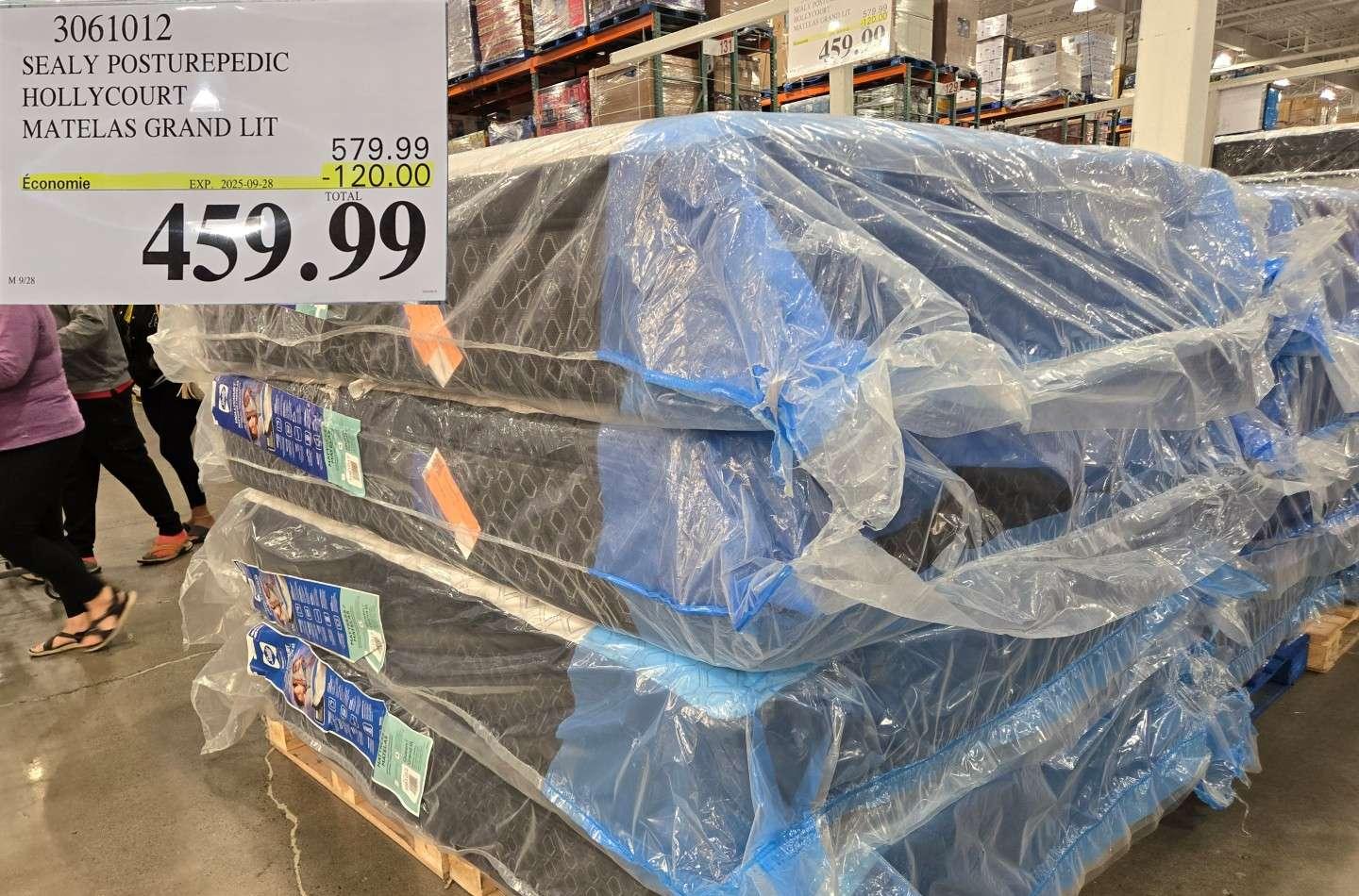 SEALY POSTUREPEDIC      HOLLYCOURT MATELAS     GRAND LIT at Costco