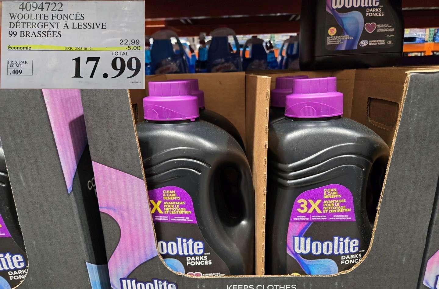 WOOLITE FONCES DETERGENT A LESSIVE  99 brassées at Costco