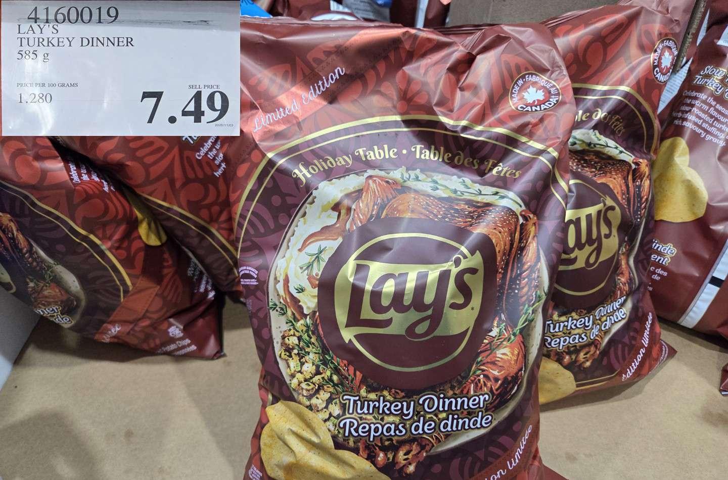 LAY'S TURKEY DINNER 585 G at Costco
