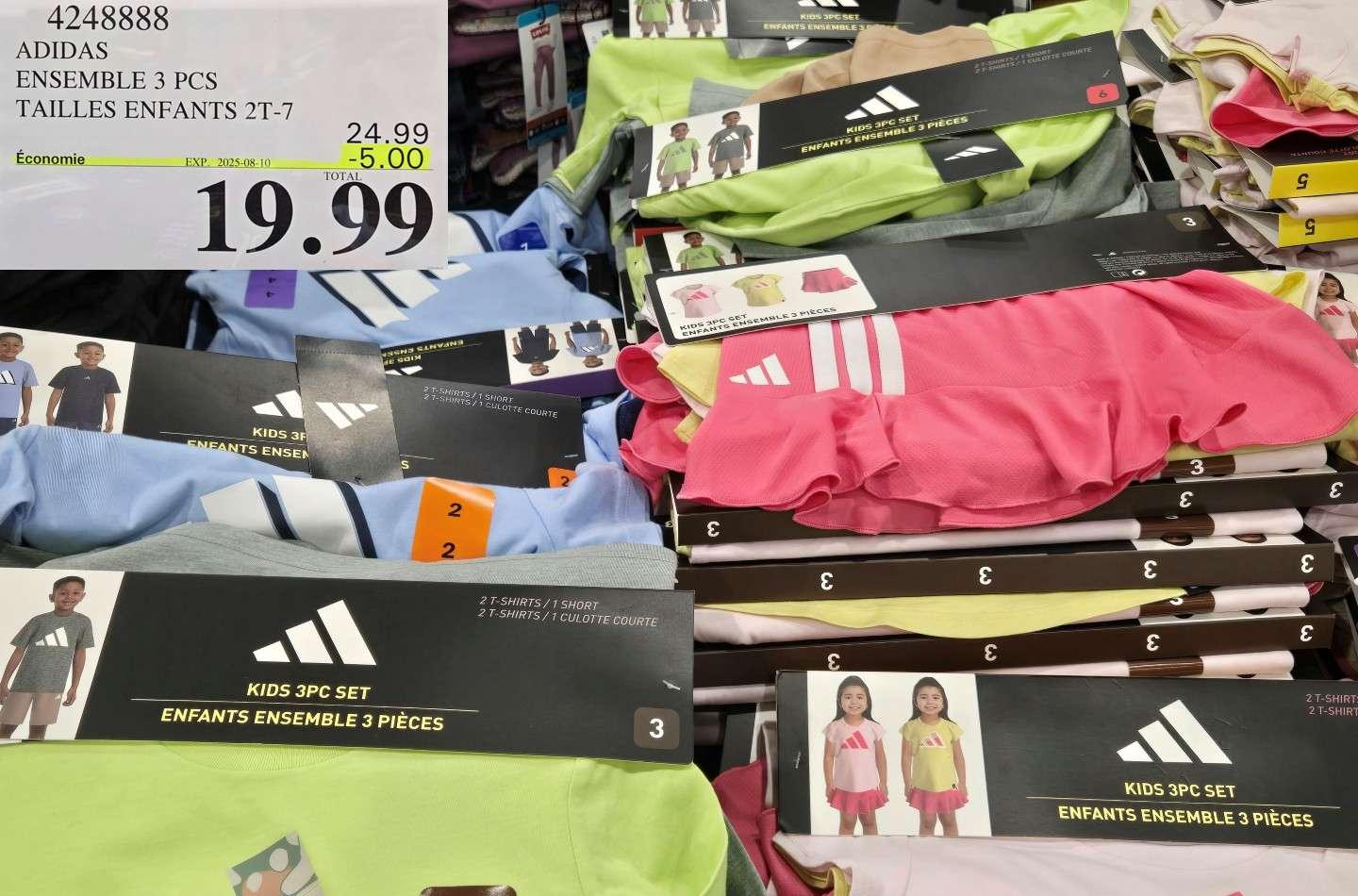ADIDAS  ENSEMBLE 3 PCS  TAILLES ENFANTS 2T-7 at Costco