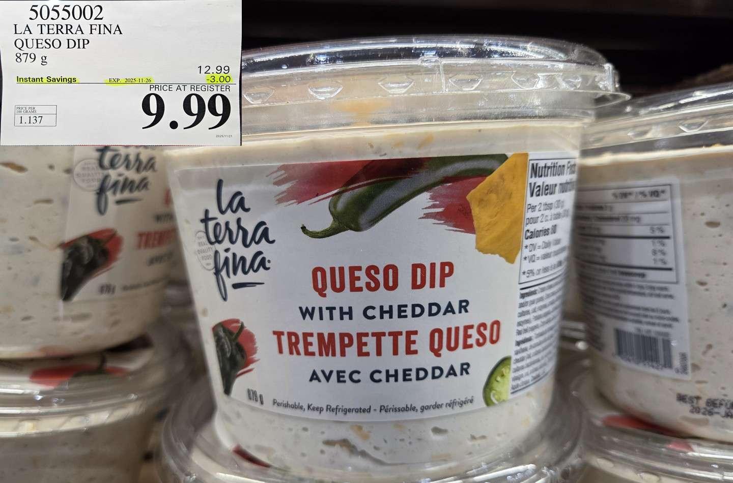 LA TERRA FINA QUESO DIP 879 g at Costco