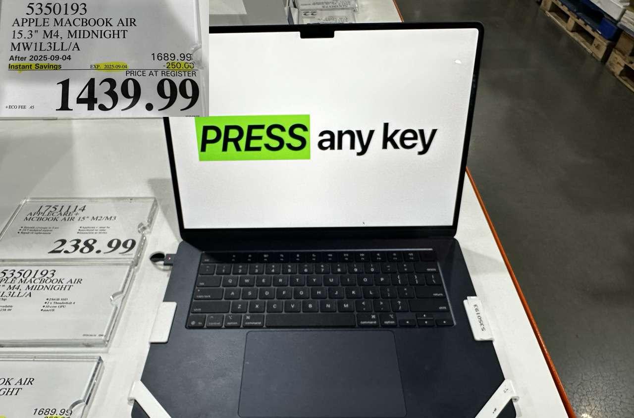 APPLE 15.3" MACBOOK AIR M4 MIDNIGHT MW1L3LL/A at Costco